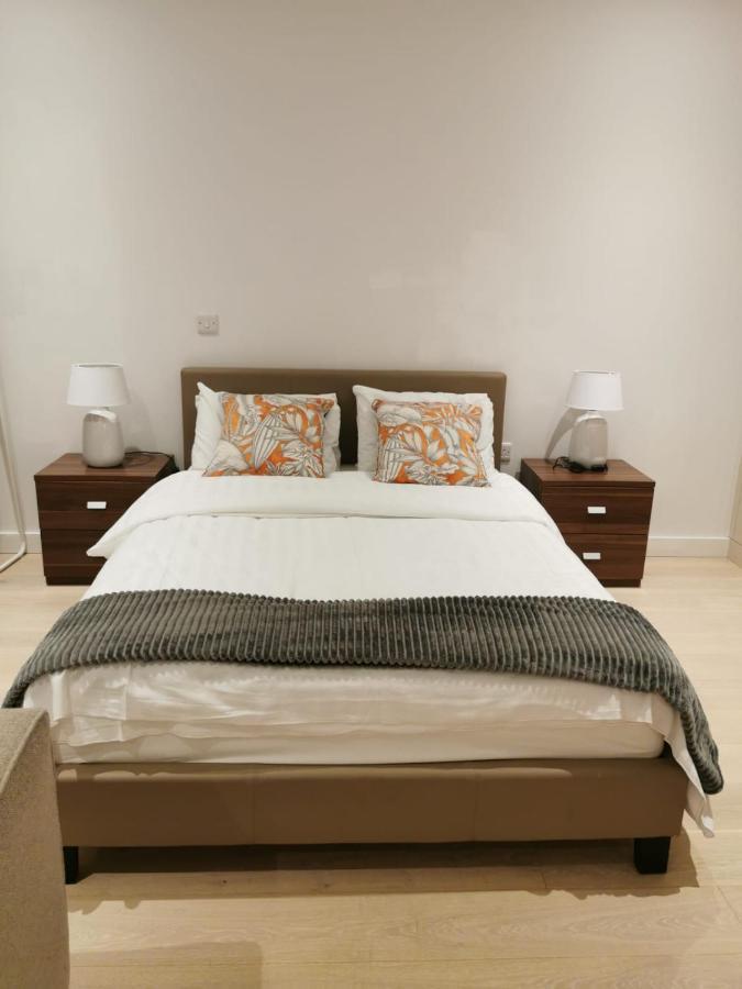 伦敦Comfy 1 Bed Studio 1 Minute From Train Station公寓 外观 照片