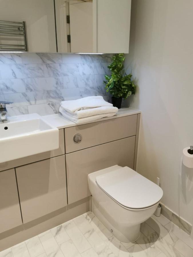 伦敦Comfy 1 Bed Studio 1 Minute From Train Station公寓 外观 照片