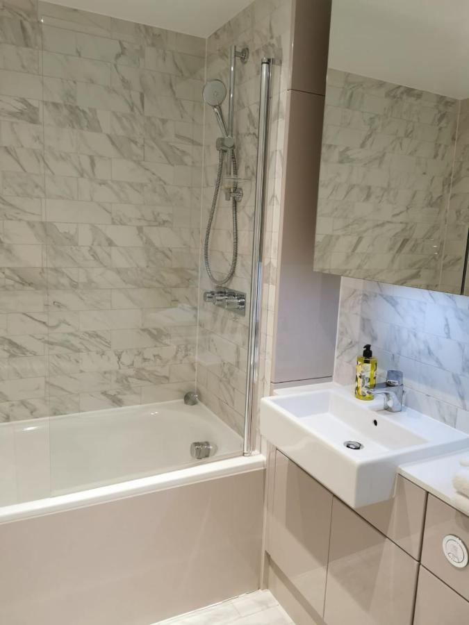 伦敦Comfy 1 Bed Studio 1 Minute From Train Station公寓 外观 照片